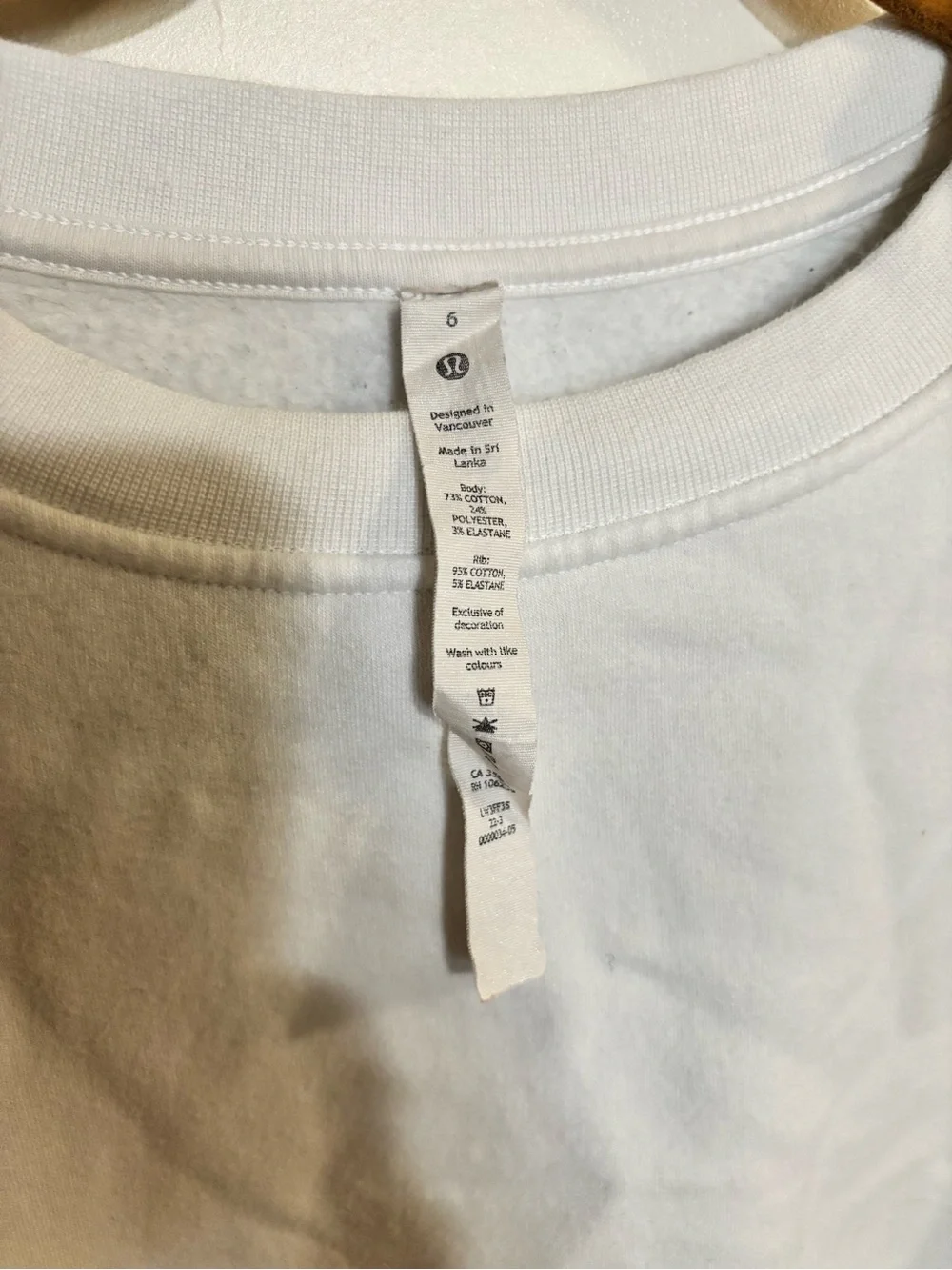 lululemon White Crewneck Sweatshirt - Picture 4 of 4
